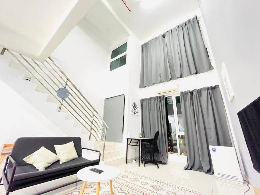 Minimalist Loft5 Decentrum Wifinetflix Kajang Exterior photo